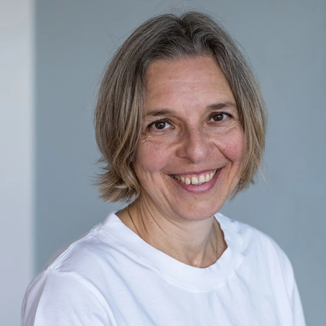 Dr. med. Kira Poutimtseva-Scharf